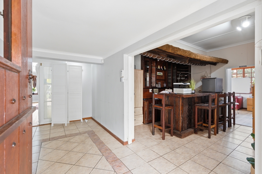 5 Bedroom Property for Sale in Pinelands Western Cape